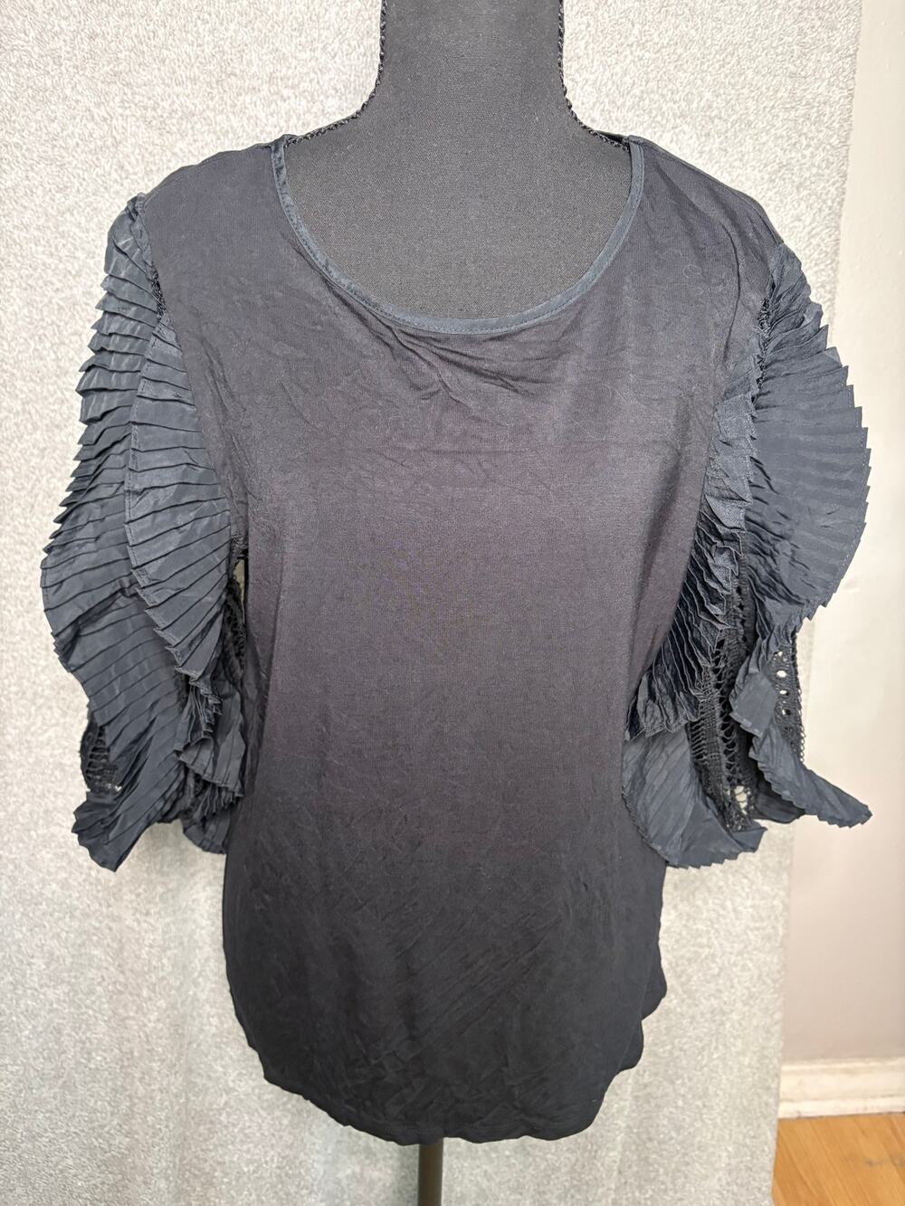 Calligraphie Black Pleated Lace Statement Sleeve Top Large